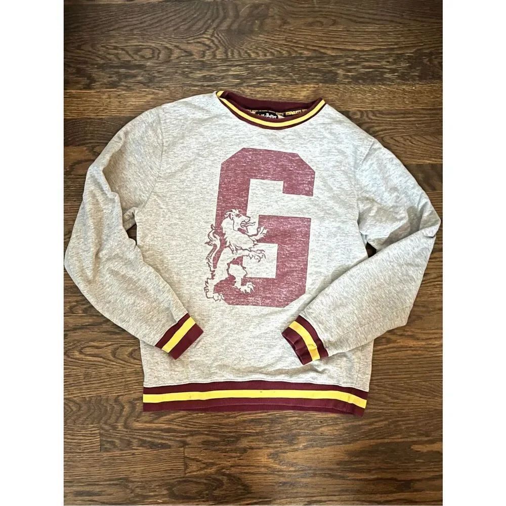 Gryffindor Harry Potter Sweatshirt Universal Kids Size L Women’s Small